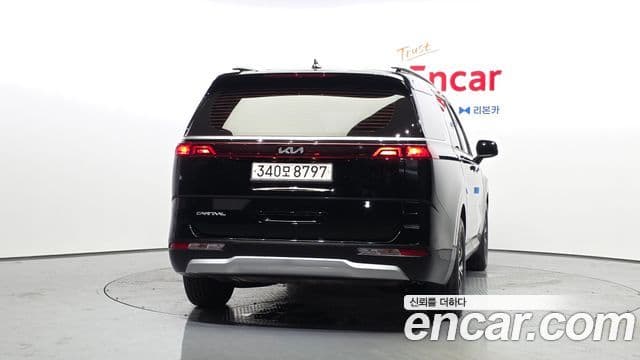 Kia Carnival 2022 — Фото 4/20