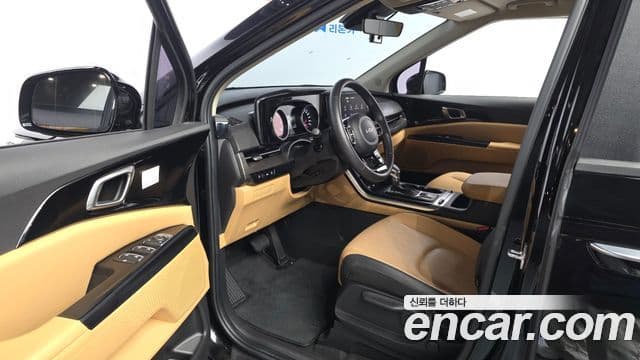 Kia Carnival 2022 — Фото 10/20
