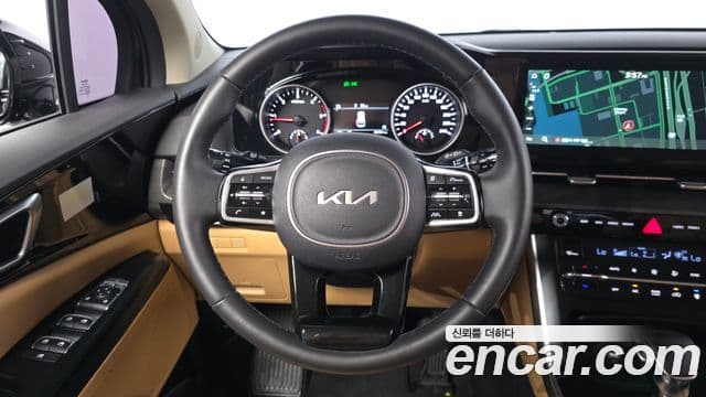 Kia Carnival 2022 — Фото 13/20