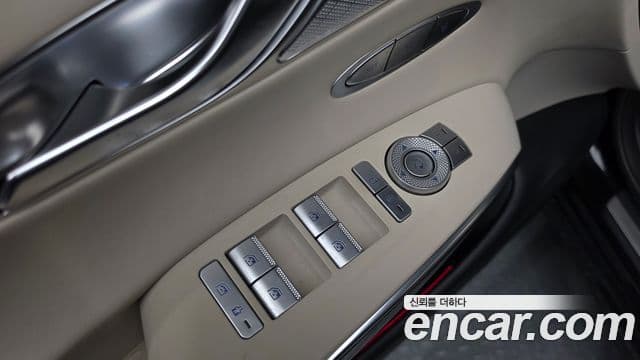 Genesis GV70 2023 — Şəkil 12/36
