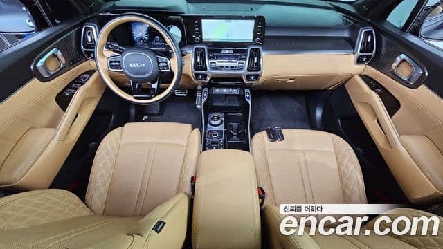 Kia Sorento 2023 — Фото 7/20