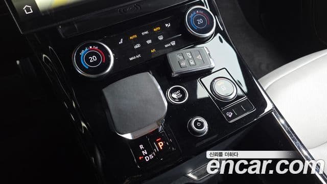 Land Rover Range Rover Sport 2023 — Фото 9/20