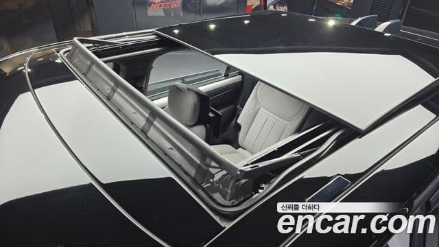 Land Rover Range Rover Sport 2023 — Фото 18/20
