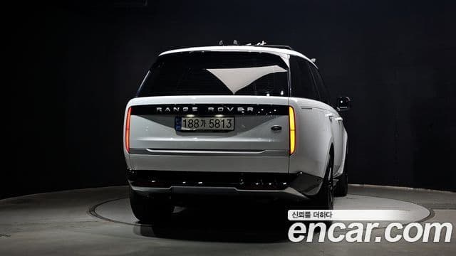 Land Rover Range Rover 2023 — Şəkil 9/35