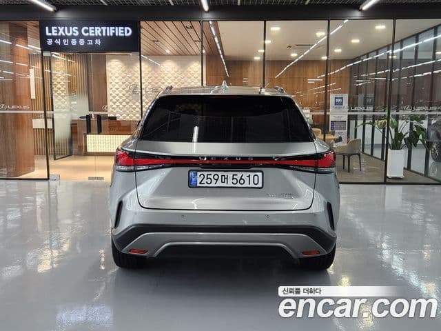 Lexus RX350h 2025 — Photo 19/20