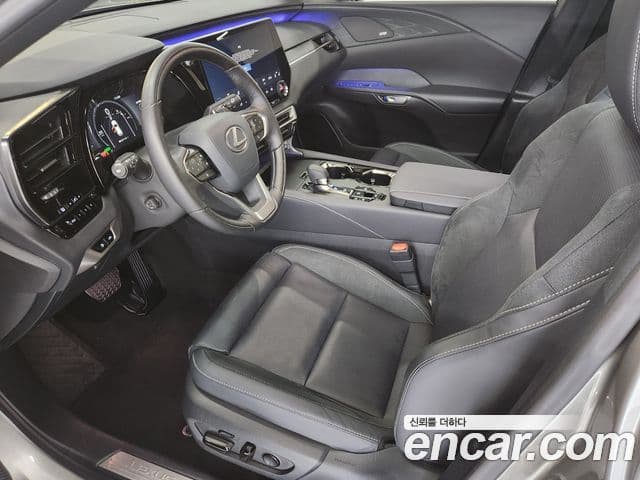 Lexus RX350h 2025 — Photo 3/20