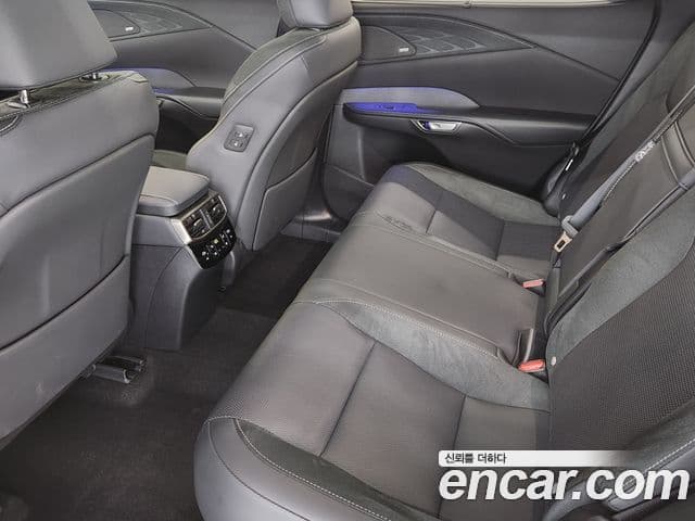 Lexus RX350h 2025 — Photo 2/20