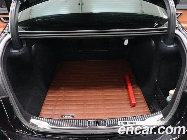 Mercedes-Benz S-Class 2023 — Photo 5/20