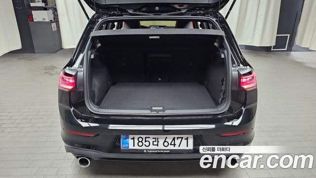 Volkswagen Golf 2026 — Photo 14/32