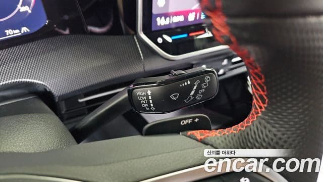 Volkswagen Golf 2026 — Photo 28/32