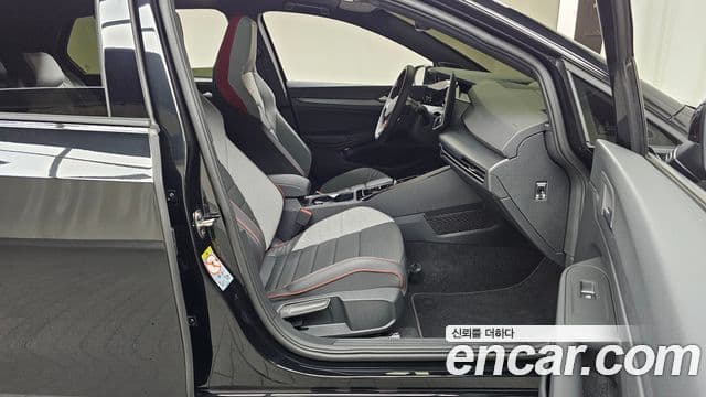 Volkswagen Golf 2026 — Photo 32/32
