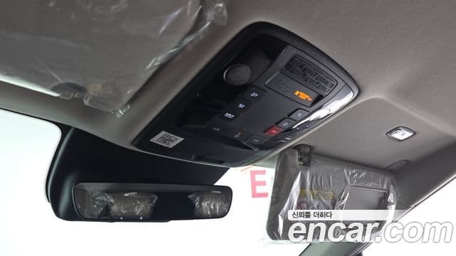 Kia Carnival 2025 — Фото 18/20