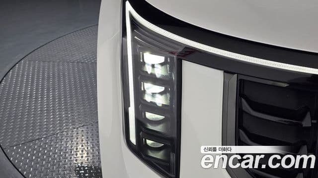 Kia Carnival 2025 — ფოტო 17/32