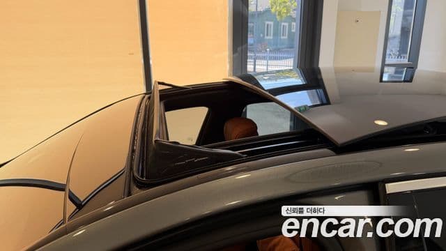 Mercedes-Benz S-Class 2025 — Photo 12/17