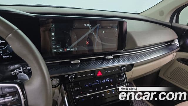 Kia Carnival 2021 — Фото 12/20