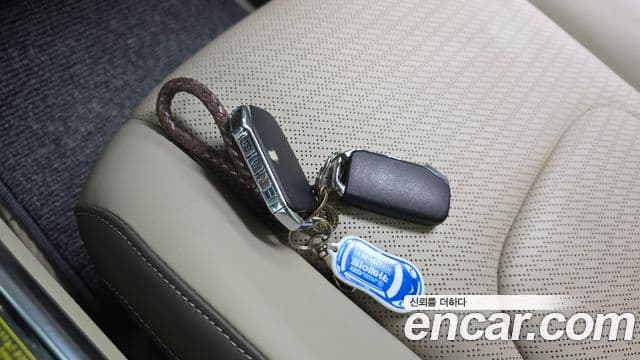 Kia Carnival 2021 — Фото 14/20