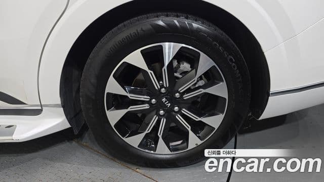Kia Carnival 2021 — Photo 5/38