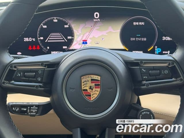 Porsche Taycan 2023 — Şəkil 18/20