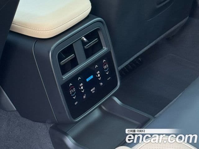 Porsche Taycan 2023 — Şəkil 7/20