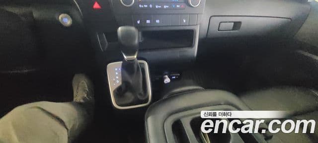 Hyundai Staria 2022 — Фото 12/20