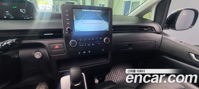 Hyundai Staria 2022 — Фото 17/20