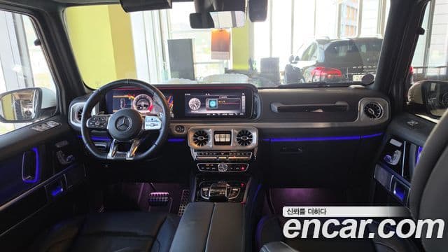 Mercedes-Benz G-Class 2021 — Photo 7/20