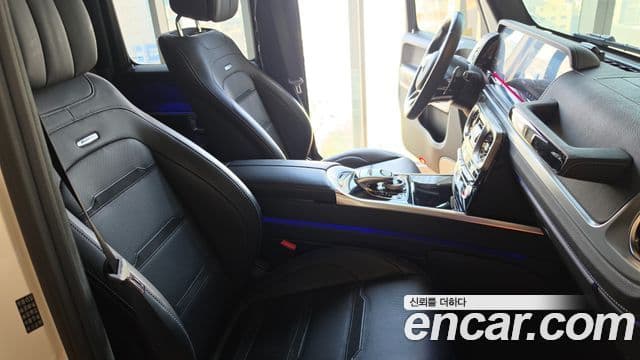 Mercedes-Benz G-Class 2021 — Photo 19/20