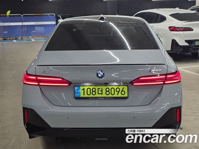 BMW i5 2024 — Photo 20/20