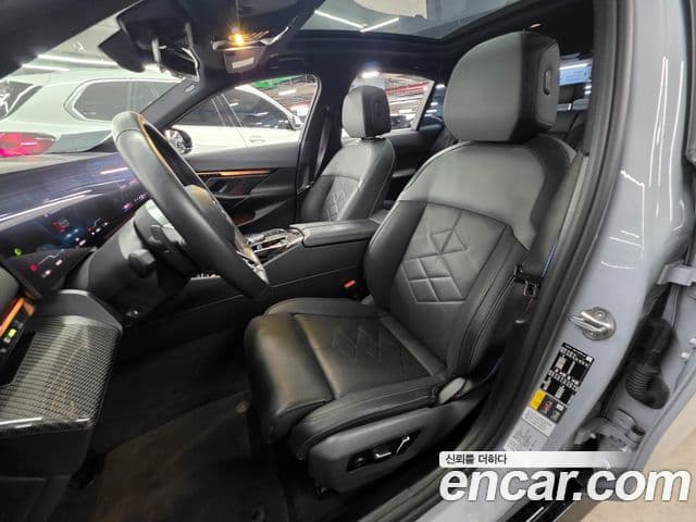 BMW i5 2024 — Photo 13/20