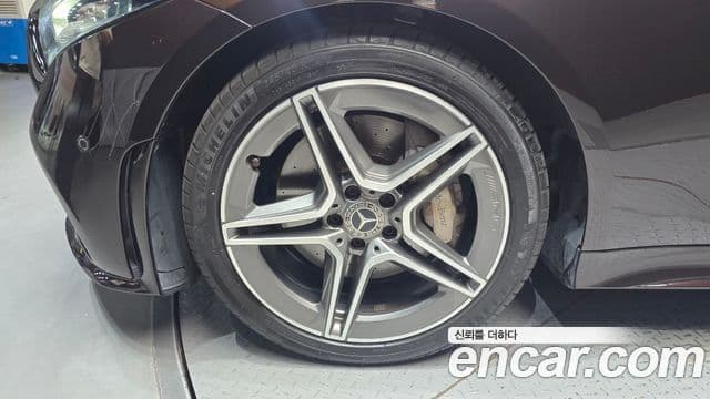 Mercedes-Benz CLS-Class 2019 — Фото 5/20