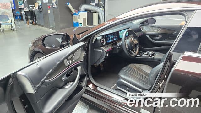 Mercedes-Benz CLS-Class 2019 — Фото 10/20