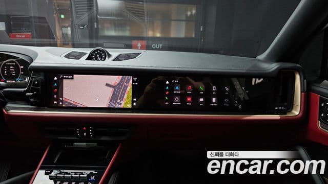 Porsche Cayenne 2024 — Photo 20/38