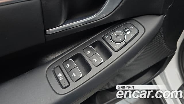 Hyundai Sonata 2020 — Фото 19/20