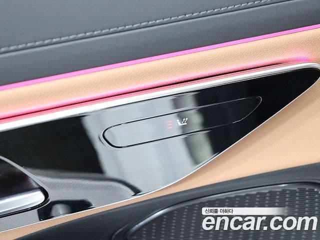 Mercedes-Benz E-Class 2025 — ფოტო 1/20