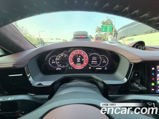Porsche Panamera 2025 — Photo 9/12