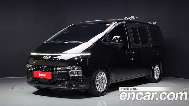 Hyundai Staria 2022 — Фото 9/20
