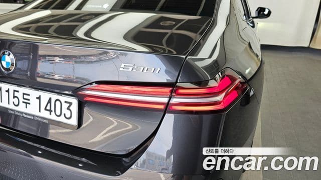 BMW 5 Series 2025 — Şəkil 29/36