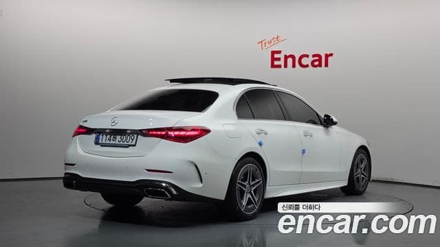Mercedes-Benz C-Class 2025 — Фото 1/20
