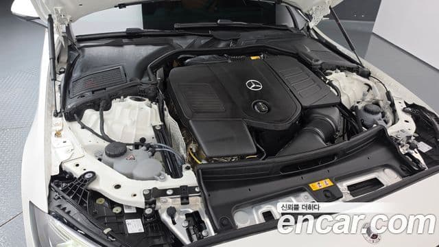 Mercedes-Benz C-Class 2025 — Фото 5/20
