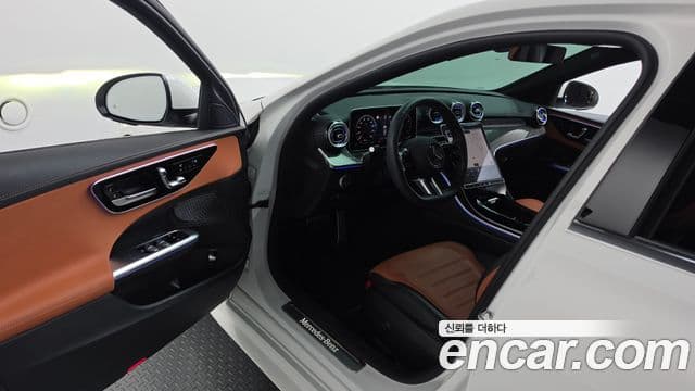 Mercedes-Benz C-Class 2025 — Фото 9/20