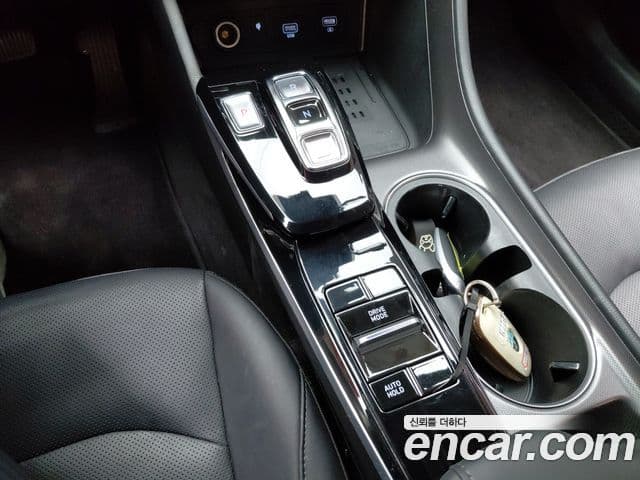Hyundai Sonata 2022 — Фото 9/20