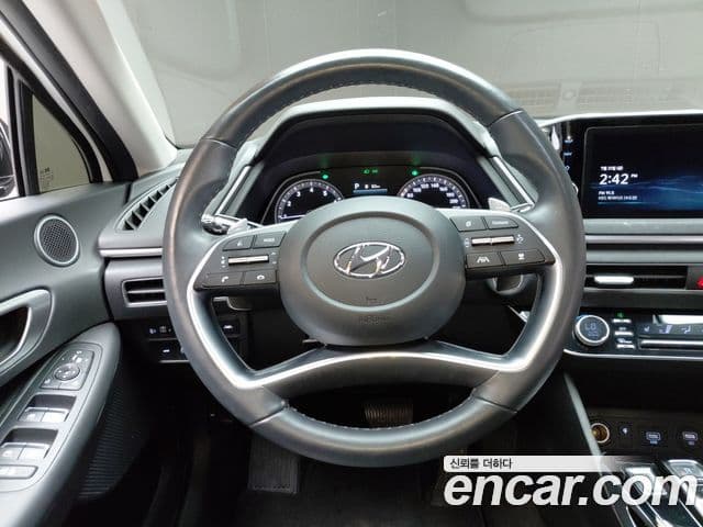 Hyundai Sonata 2022 — Фото 13/20
