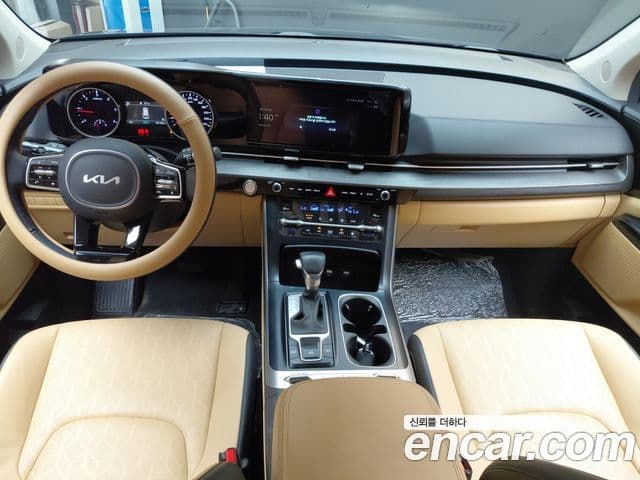 Kia Carnival 2023 — Фото 7/20