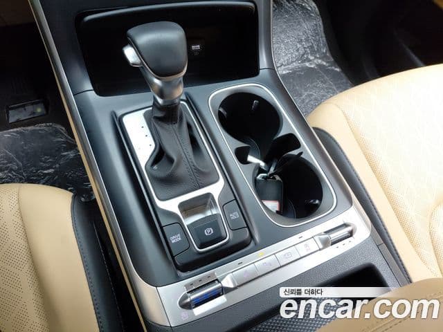 Kia Carnival 2023 — Фото 9/20
