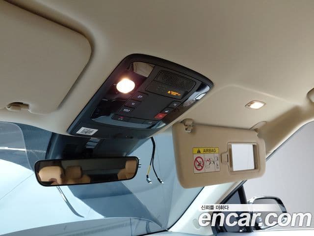 Kia Carnival 2023 — Фото 15/20