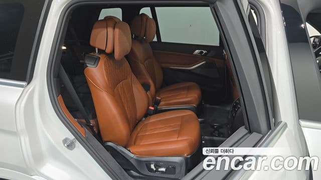 BMW X7 2025 — Фото 11/20
