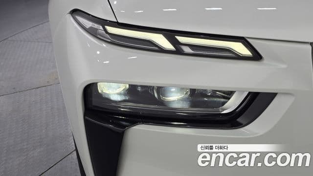 BMW X7 2025 — ფოტო 21/36