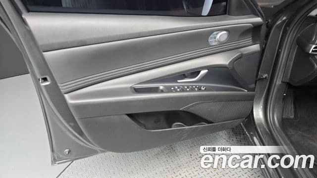 Hyundai The New Avante Hybrid 2022 — ფოტო 4/30