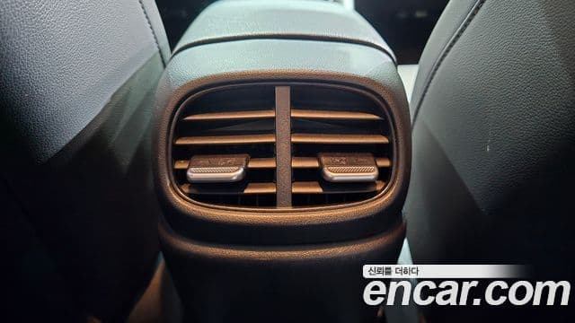 Hyundai The New Avante Hybrid 2022 — ფოტო 19/30