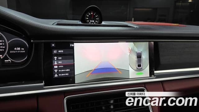 Porsche Panamera 2019 — Фото 15/20